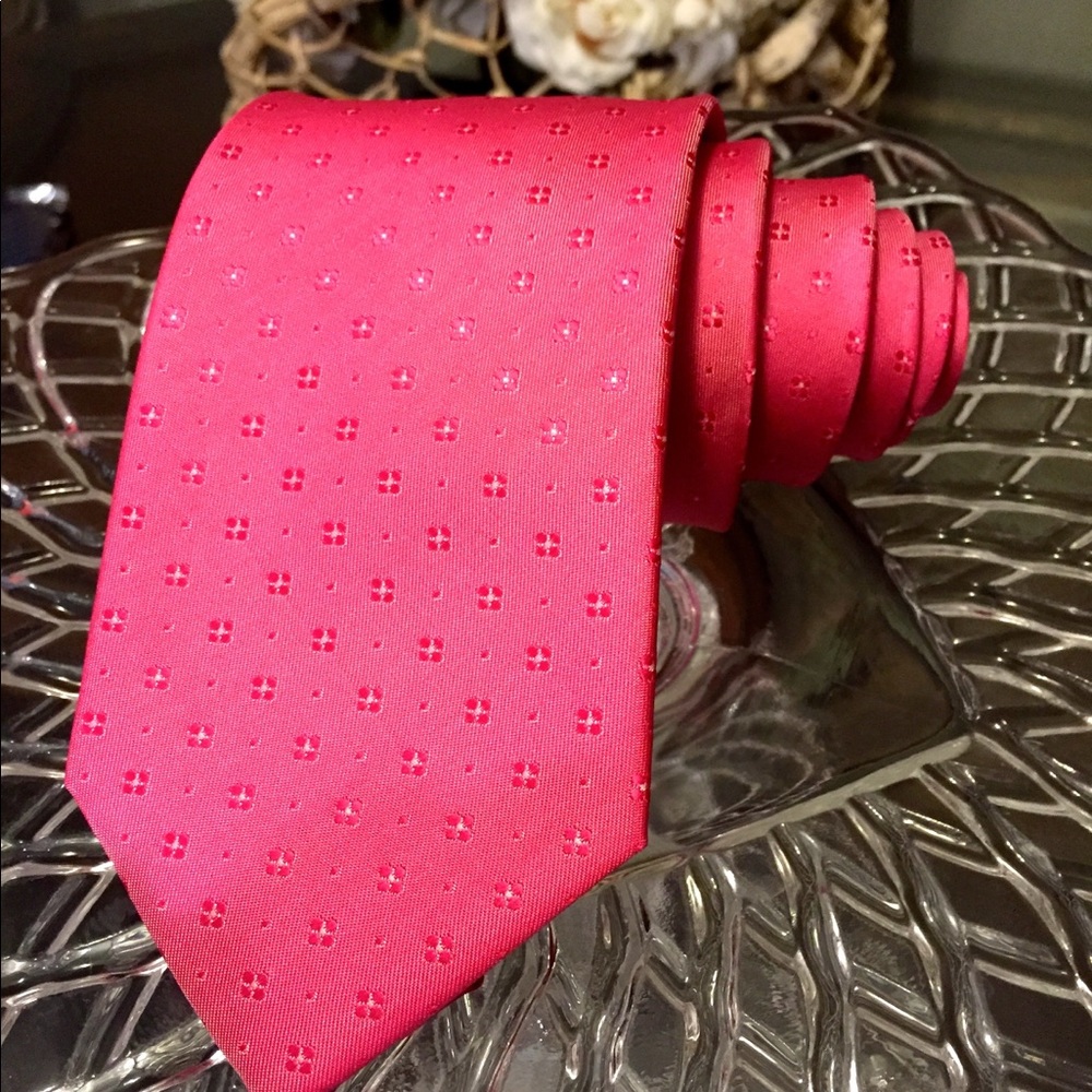 TUCCI Tie 100% Silk - Florence, Italy